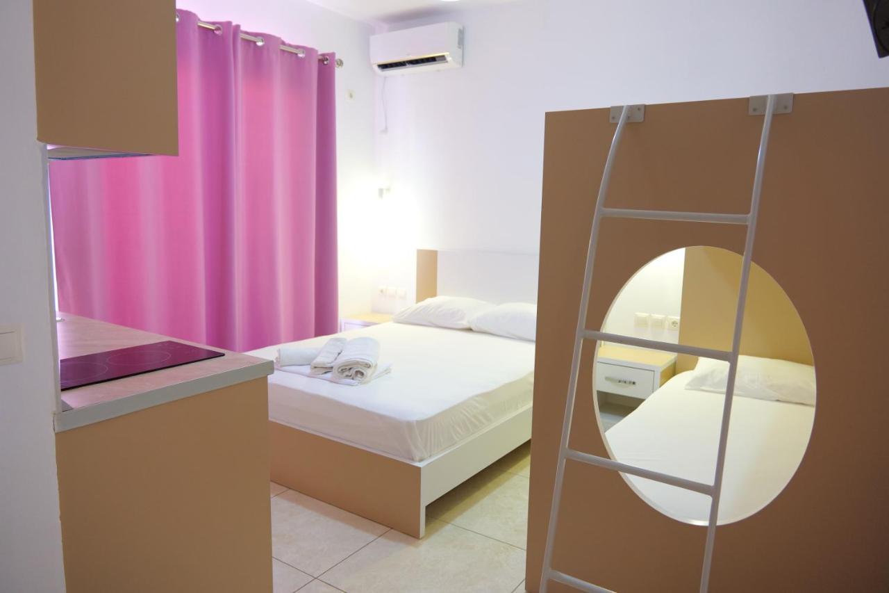 Vila Unique Aparthotel Ksamil Luaran gambar