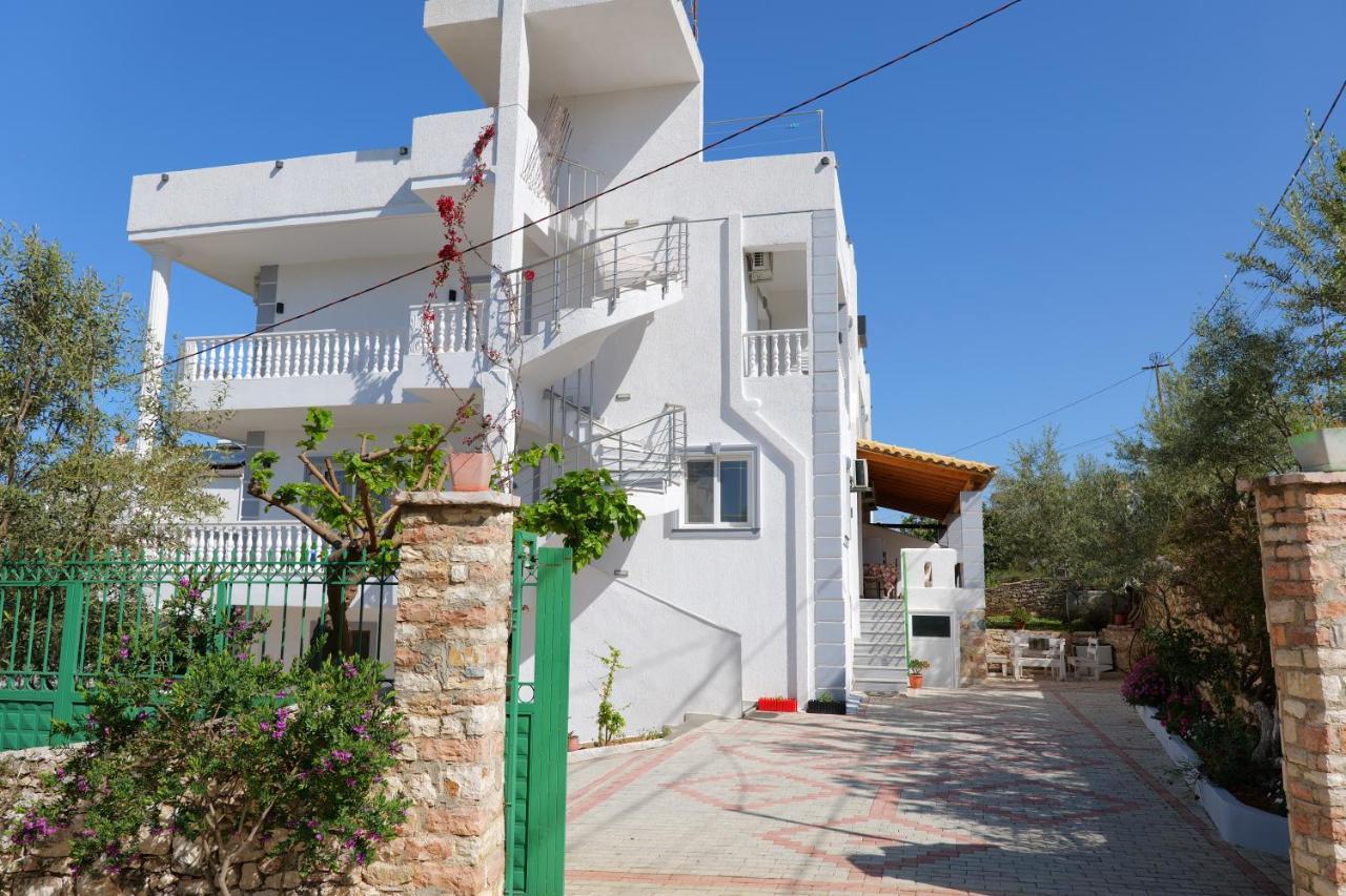 Vila Unique Aparthotel Ksamil Luaran gambar