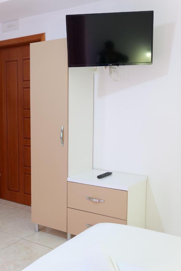 Vila Unique Aparthotel Ksamil Luaran gambar