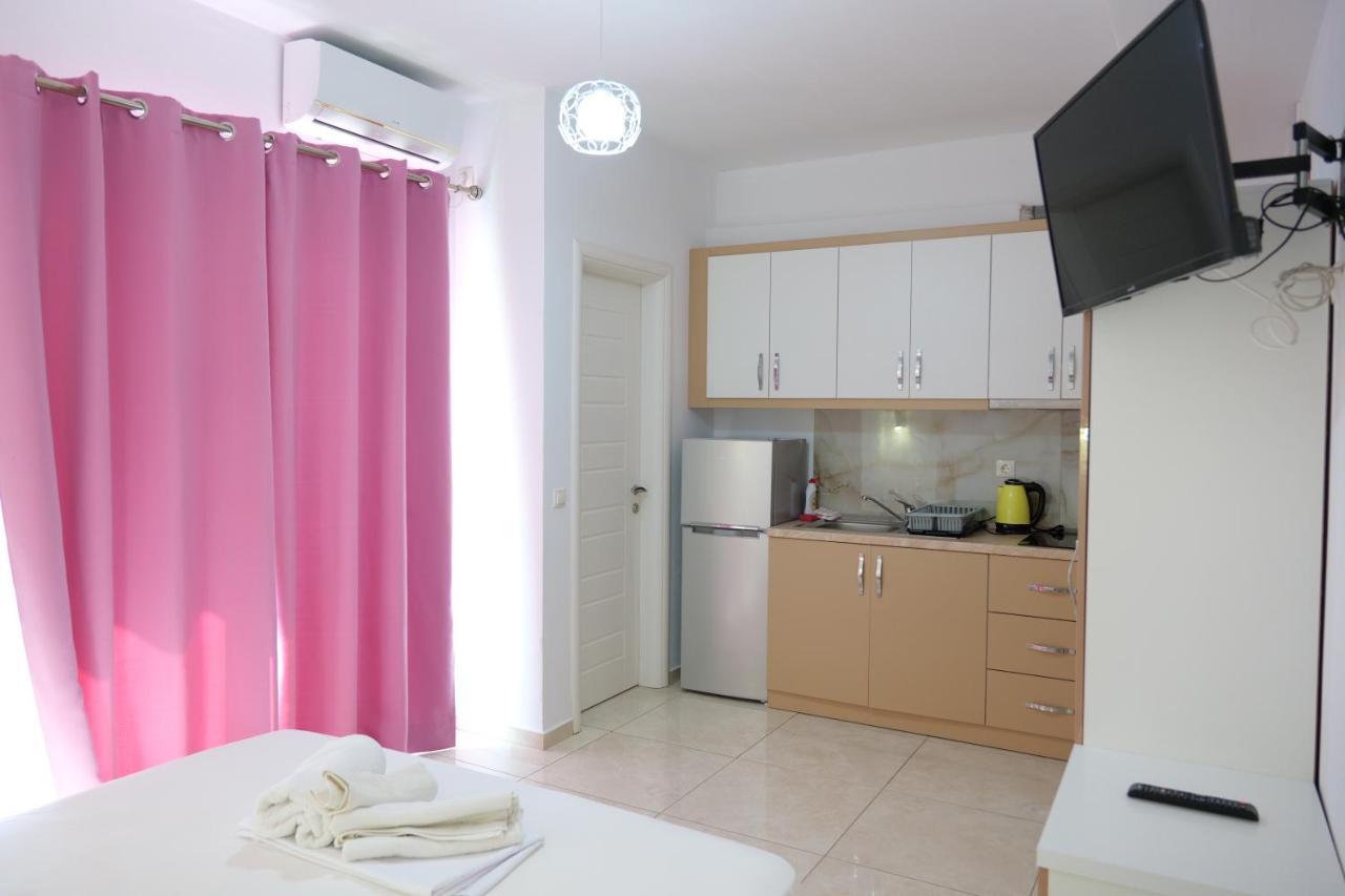 Vila Unique Aparthotel Ksamil Luaran gambar