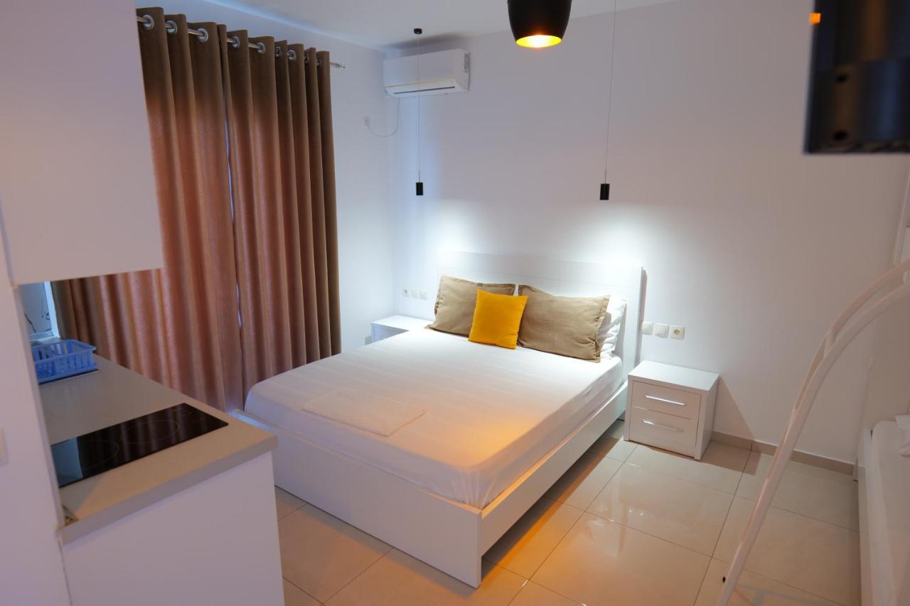Vila Unique Aparthotel Ksamil Luaran gambar