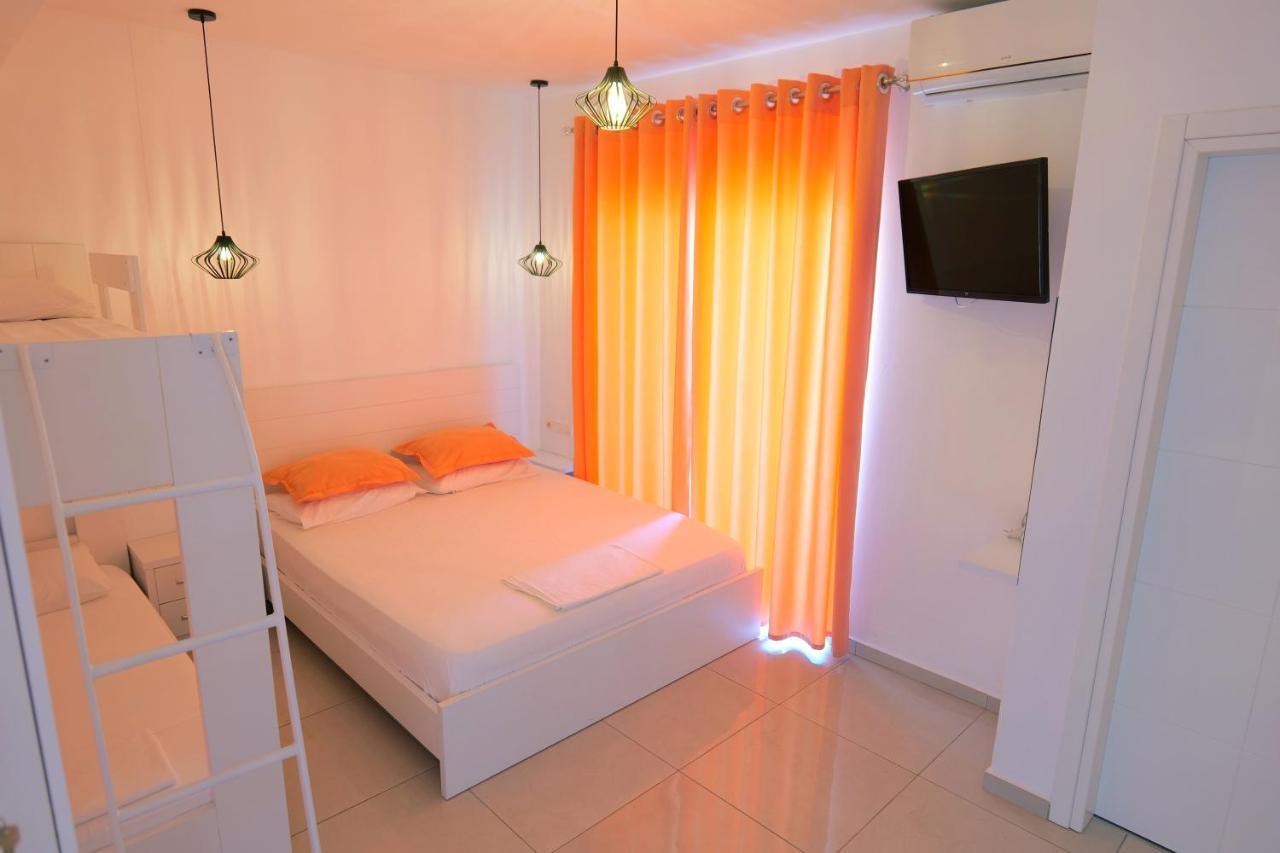 Vila Unique Aparthotel Ksamil Luaran gambar